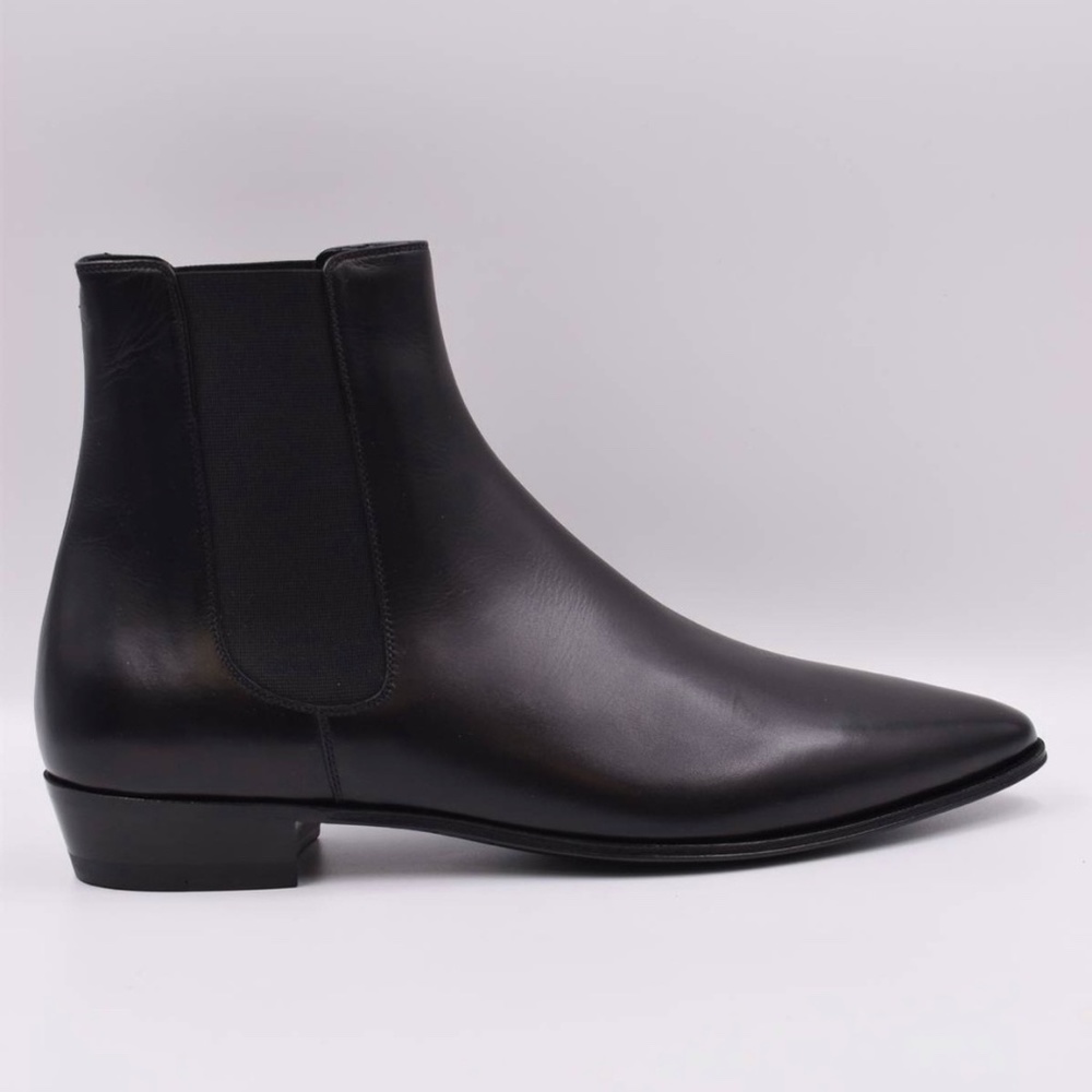Celine x Hedi Slimane Chelsea boots - Picture 1 of 4
